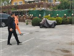-怪坡茶馆