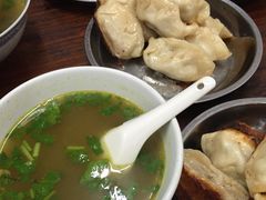 锅贴不错-黄阿姨锅贴大王(万航渡路店)