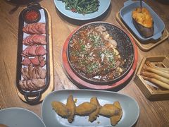 -蜜桃餐厅·伴山(湖滨商业街店)