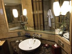 -上海红塔豪华精选酒店
