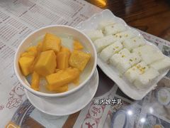 桂花椰蓉牛奶冻-周大娘牛乳(旧寨古村总店)