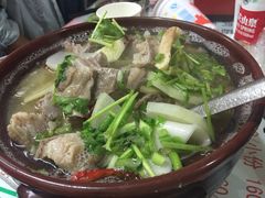 老钟家烤羊排-老钟家烤羊排·敦伊阁清真餐厅胡羊焖饼