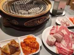 -山焱·炭火自助烤肉(周浦万达店)