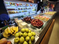 -涨巢·潮玩水疗局