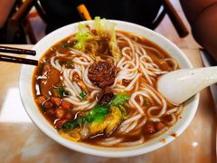 -卓雅桂林米粉
