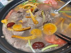 -九寨沟特色牦牛肉汤锅