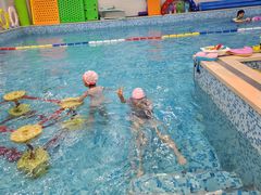 -乐悠游亲子游泳俱乐部