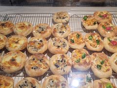 -VERIE BAKEHOUSE