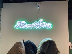 -HEADSTAR BARBERSHOP·男士理发店