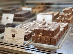 -VENCHI 闻绮(北京国贸商城店)