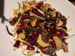 香辣野生牛肝菌-一坐一忘云南菜(嘉里中心店)