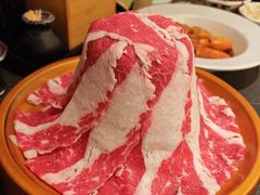 -牛YO寿喜烧·铁板烧和牛火锅自助(市府恒隆店)