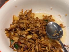 -俏湖兰·辣椒炒个肉(海沧店)