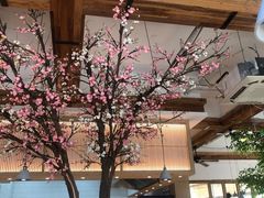 -蜜桃餐厅·伴山(湖滨商业街店)