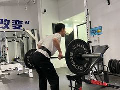 -汗水空间私教健身连锁(SM广场店)