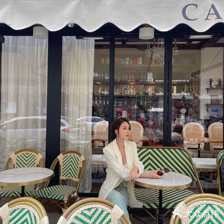 成都探店｜假装在巴黎｜我和Jennie有个约会