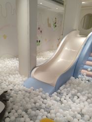 -MINI MARS KIDS CLUB亲子家庭中心(长宁天山店)