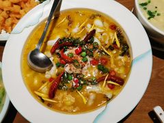 金汤酸菜鱼-吕氏疙瘩汤·新鲁菜(济南万象城店)