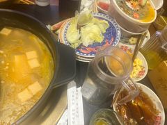 -沸炉重庆老火锅(军事博物馆店)