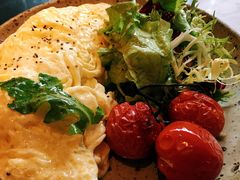 都市意式肉球煎蛋饼-the rug 飞毯 (朝阳公园店)