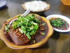 -小杨翘脚牛肉