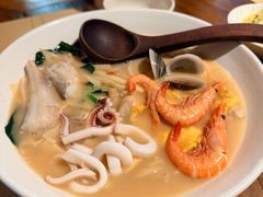 特色海鲜面-荣家黄鱼面(南京西路店)