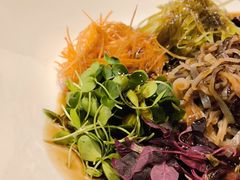 葱油吕四港红蛰丝-青岛遇见米兰(八大关店)