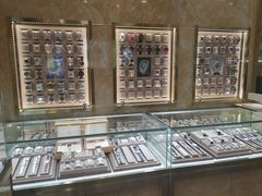 -亨得利名表服务中心(上海湾店)