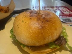 -必胜客(联投东方店)