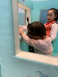 -多多淘儿童体验中心(重庆来福士店)