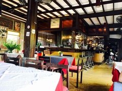 -Dash Teak House