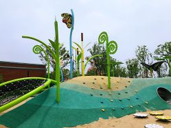 -季高兔窝窝亲子园(上海薰衣草公园店)