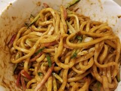 -黑八私房老北京炸酱面