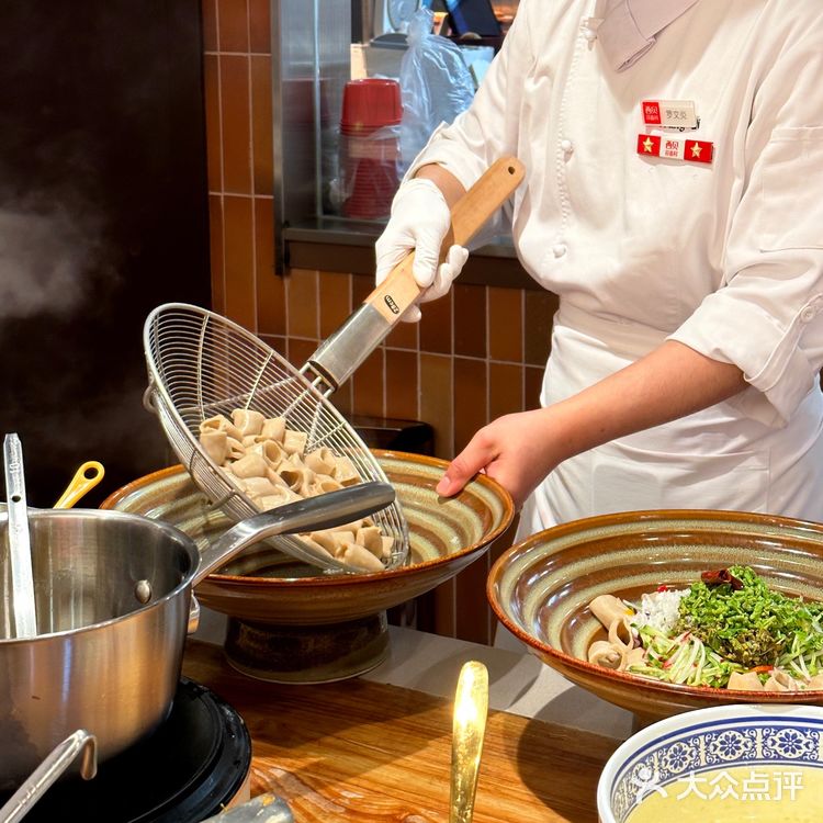 🍜每年春天反复来吃的香椿油泼面！错过等一年！