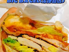 香煎鸡胸牛油果贝果明治-BIG BAGEL(永康路店)