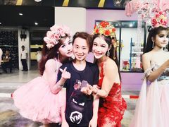 -西蒙人妖秀