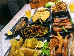 -云晓光头烧烤吧(新大陆广场店)