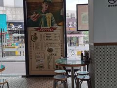门面-七爷清汤腩·港式茶餐厅(世博店)