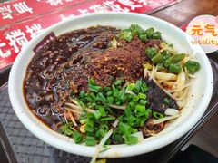 炸酱油泼面-老陈婆手工面庄