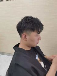 -朗峰专业美发沙龙