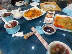 -三江源美食城