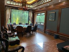 包厢-鹊华居·地道鲁菜·海鲜·融合味(大明湖店)