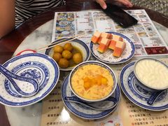 -广信牛奶甜品世家(台东店)