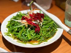 葱油水性杨花-菌自由丨野生菌火锅特色庭院餐厅(丽江古城店)