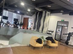 -豪逸健体(中骏广场店)