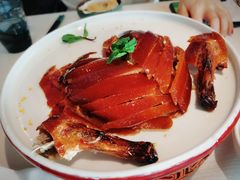 精品烤鸭-悦江(梅奔中心店)