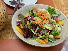 烤菠萝色拉-Golden Lily河内巴黎法越料理餐厅(建国西路店)