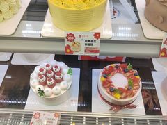 -花花卷卷·鲜食蛋糕(静安久光百货店)