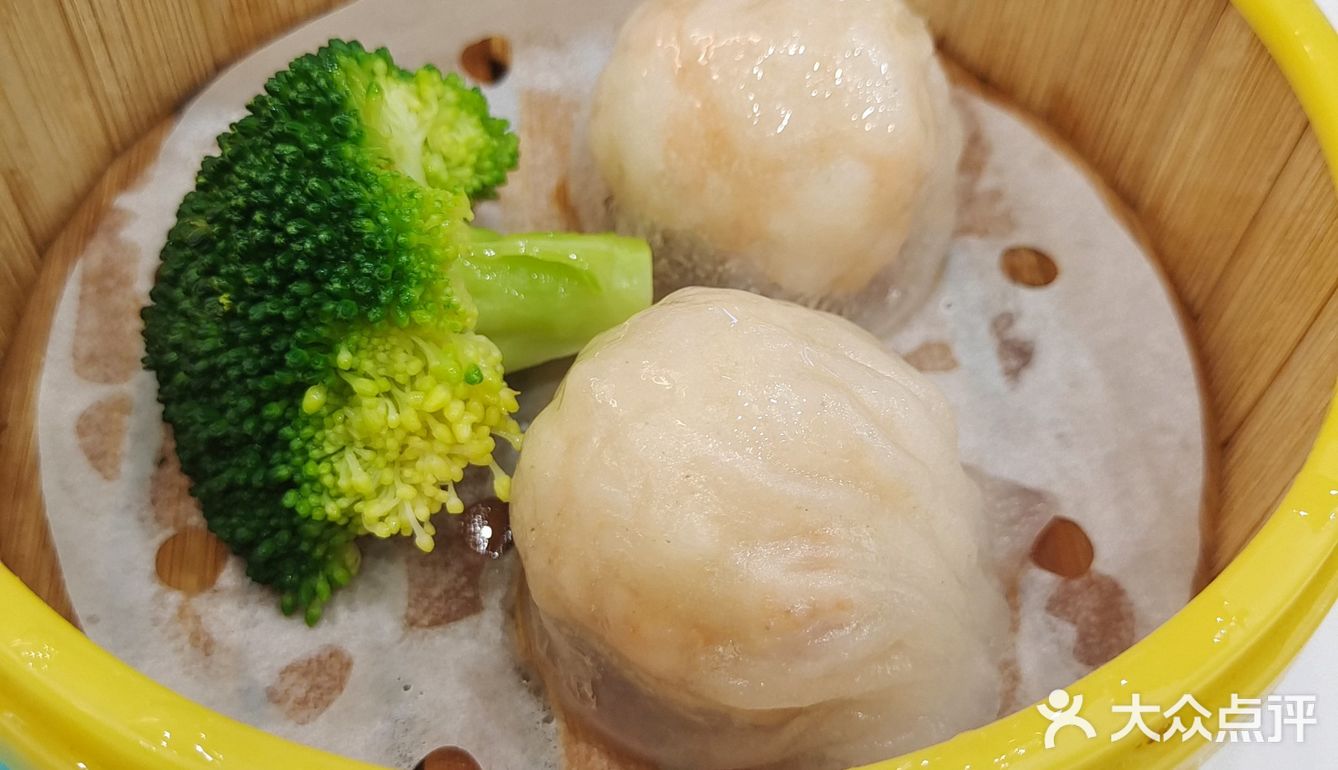 又发现一家茶餐厅，还有最爱的虾饺