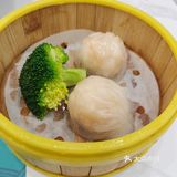 又发现一家茶餐厅，还有最爱的虾饺